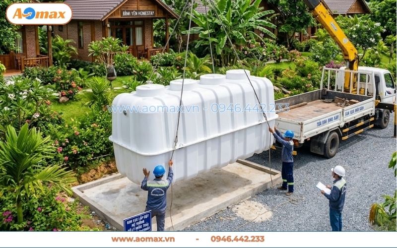 Cẩu hạ bồn hệ thống xử lý nước thải 6m3 xuống vị trí lắp đặt